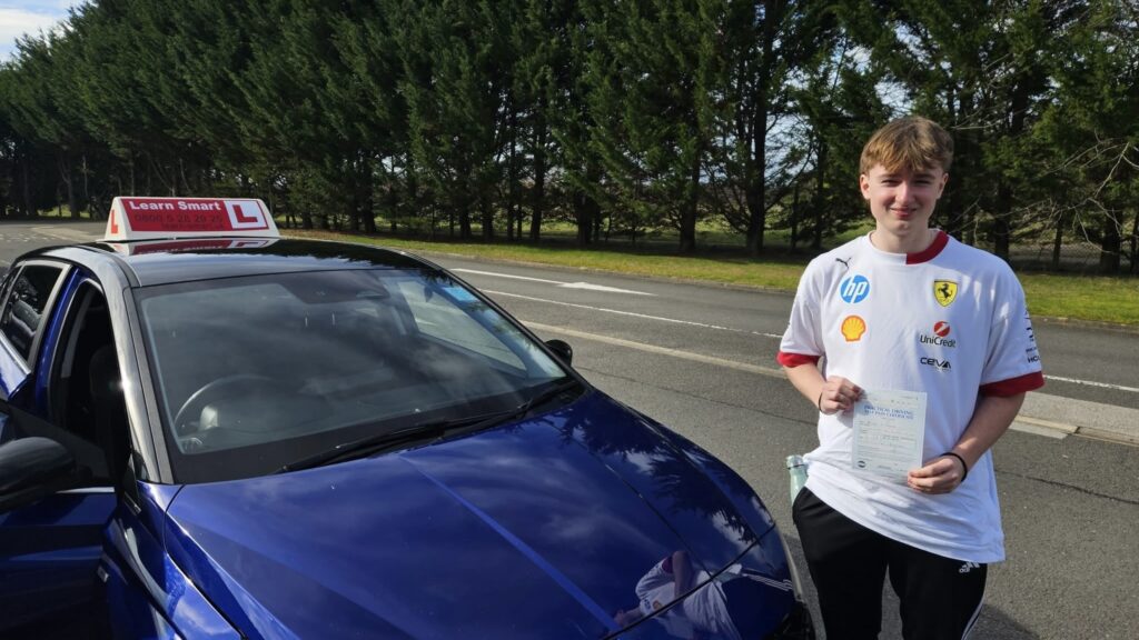 Manual driving lessons in Grantham